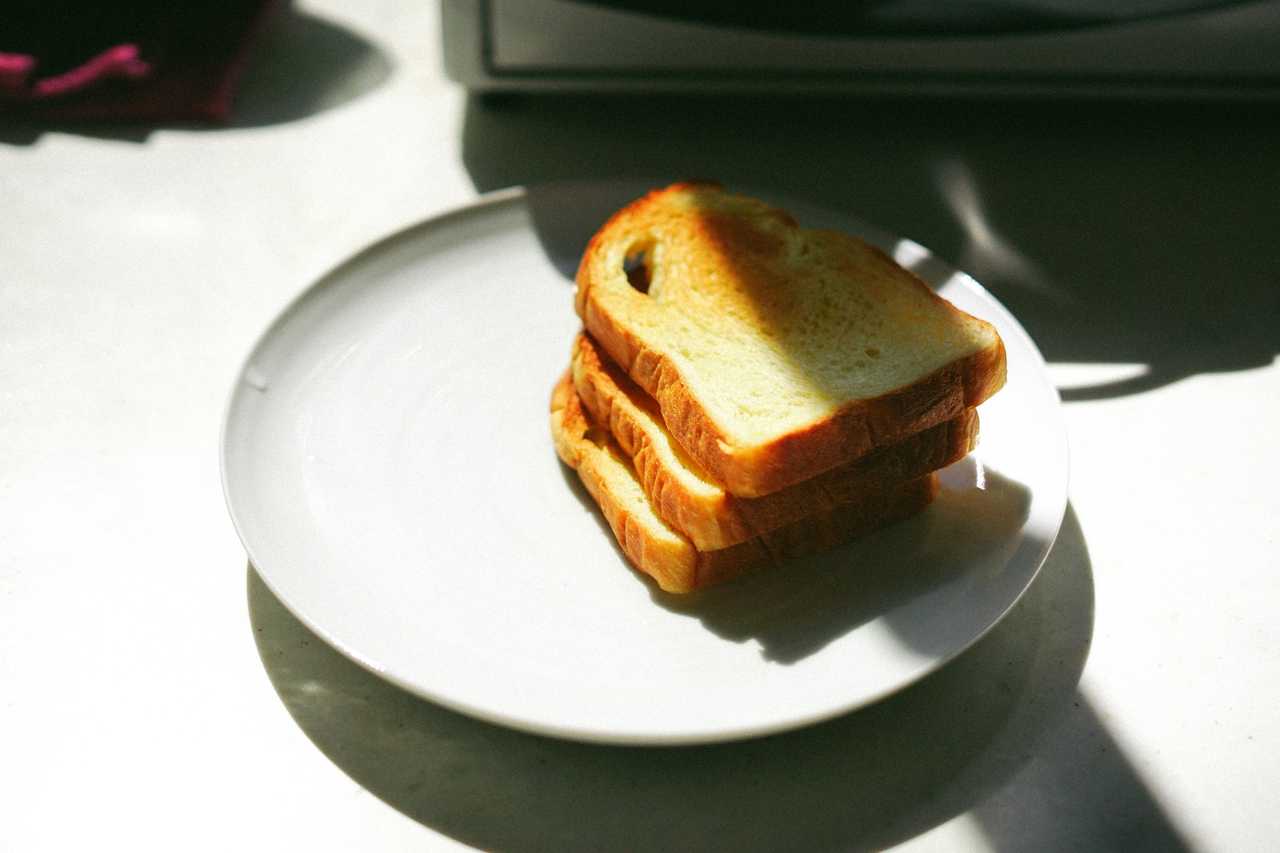 three toasts in a white plate for good morning sweetheart messages