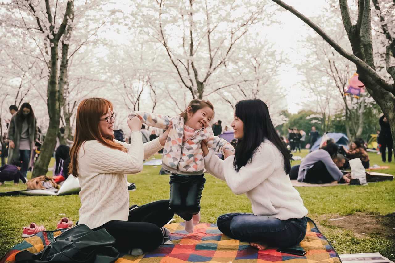 family having a picnic in a park for i miss you messages for family