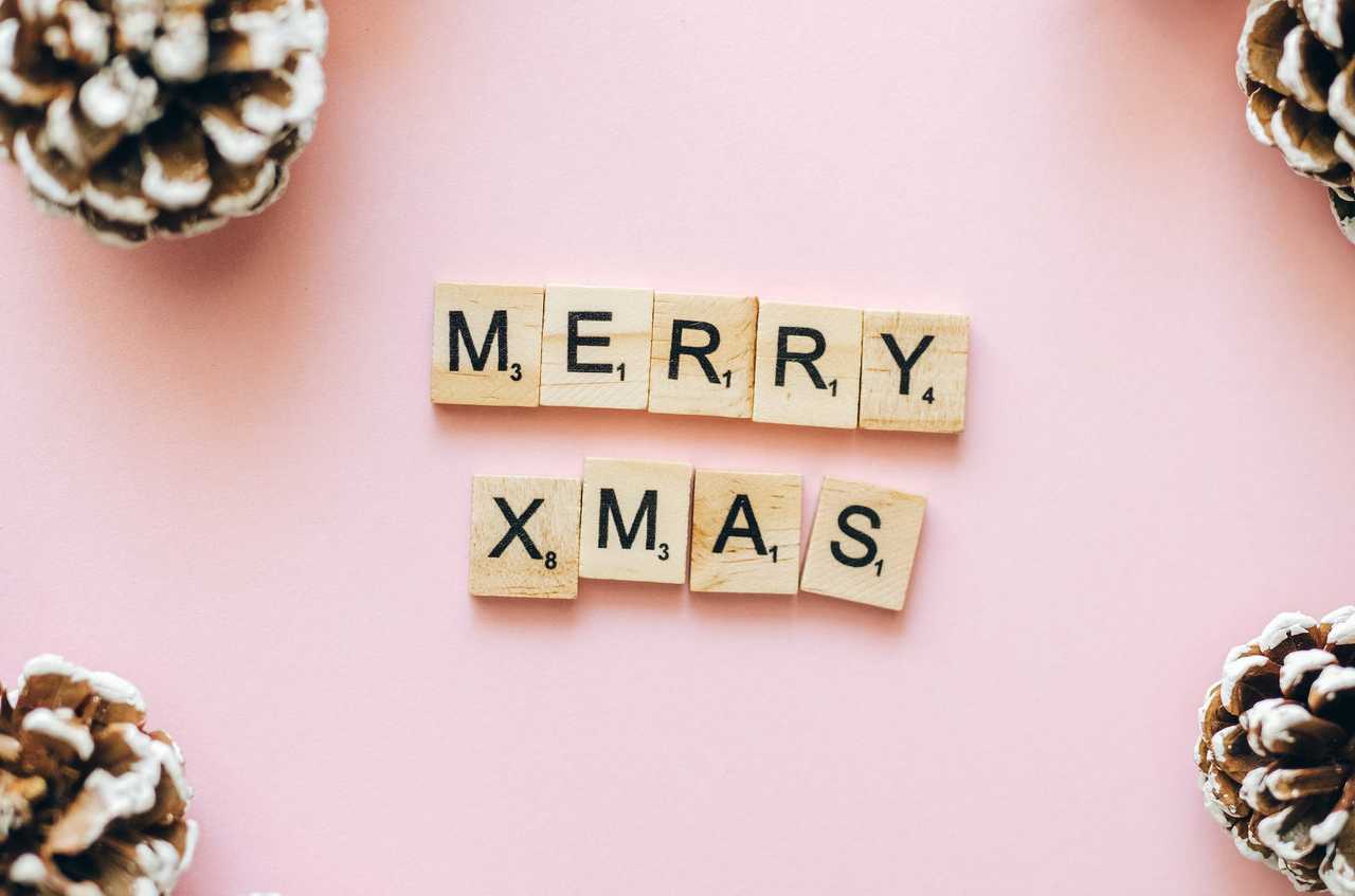 merry christmas for family message in word tiles